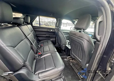 2020 Ford Explorer Police Interceptor z USA, uszkodzony, nr VIN 1FM5K8AB3LGA71201